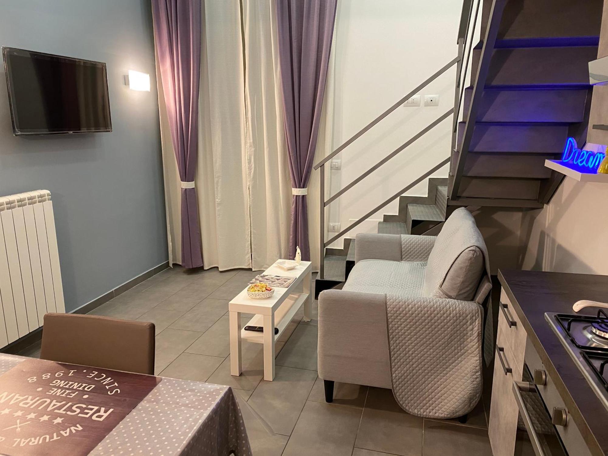 Montesanto Dream Apartment Centro Storico เนเปิลส์ ภายนอก รูปภาพ